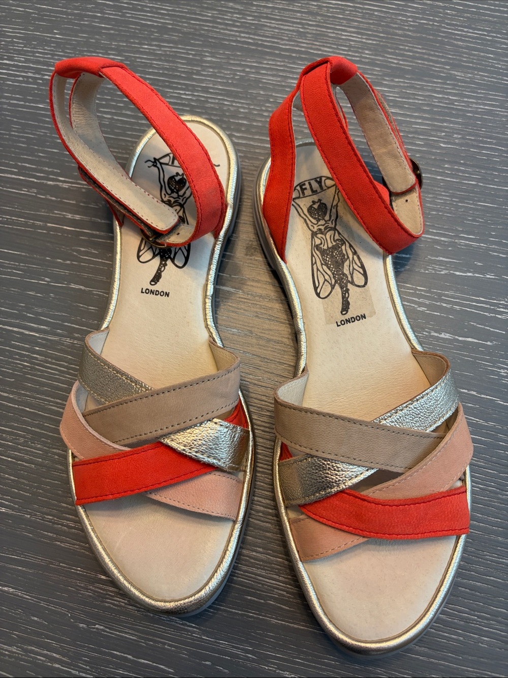 Fly London Cune Coral and Metallic Sandals Sz 40 or US 9